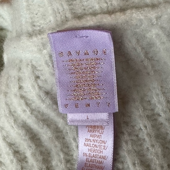 Savage x Fenty Fuzz Fit Knit Deep V-Neck Sweater Minty White size Large - Picture 10 of 14